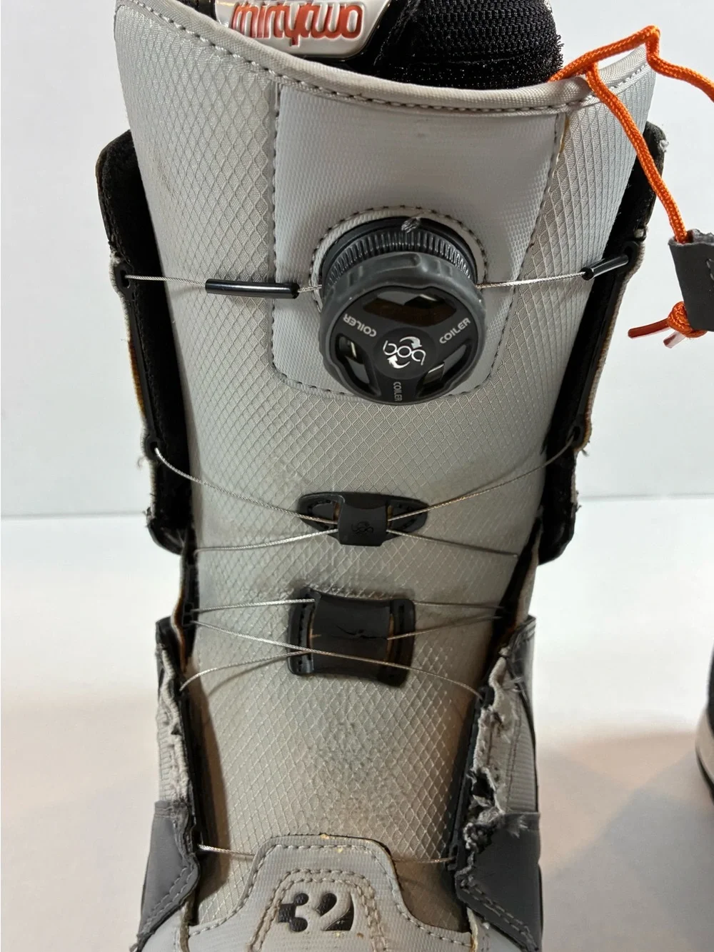 Thirtytwo fall 2013